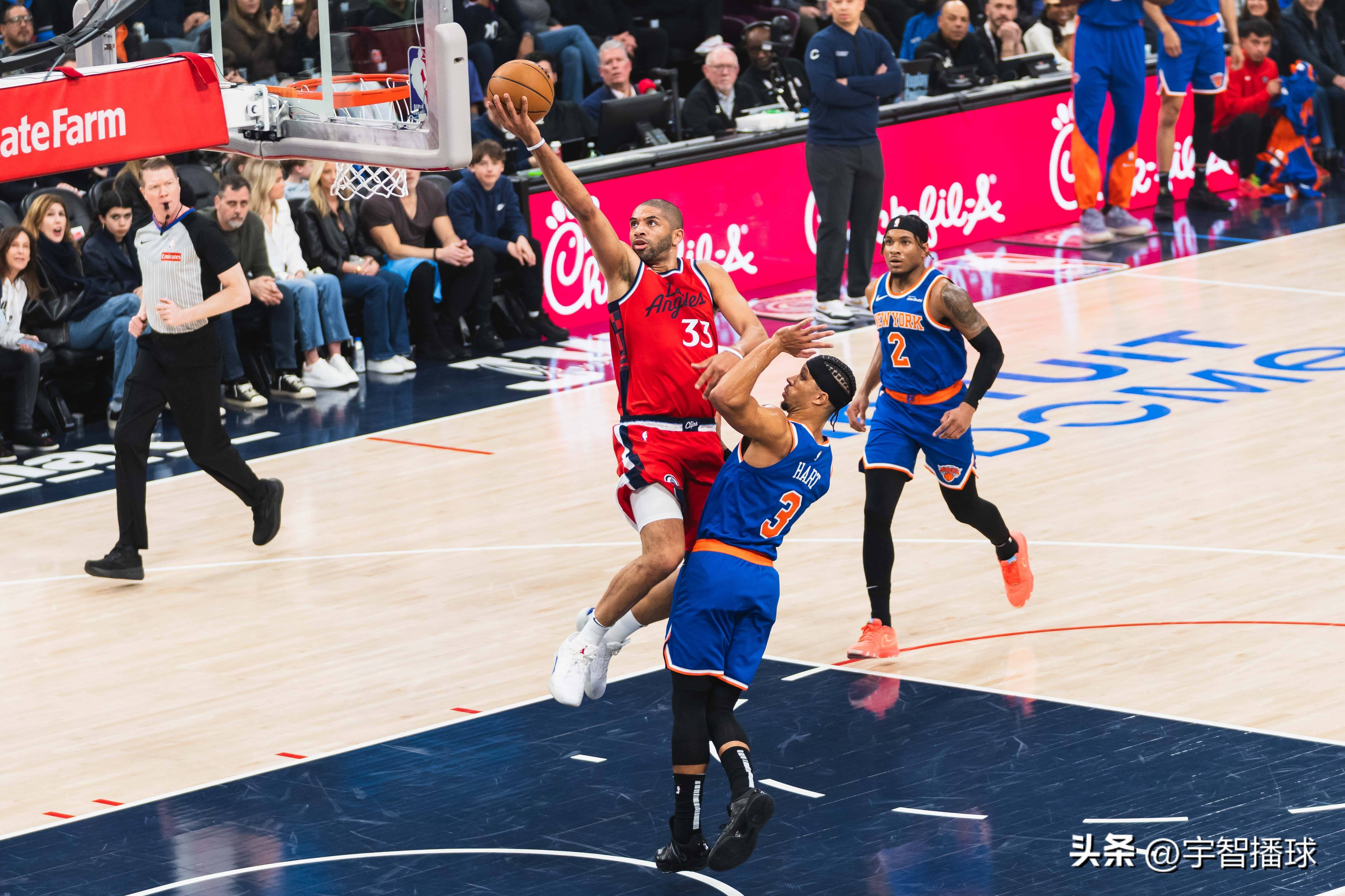 包含巴塞罗那赛前伤情更新，志在NBA常规赛名次提升，媒体盛赞，身体对抗强度拉满的词条