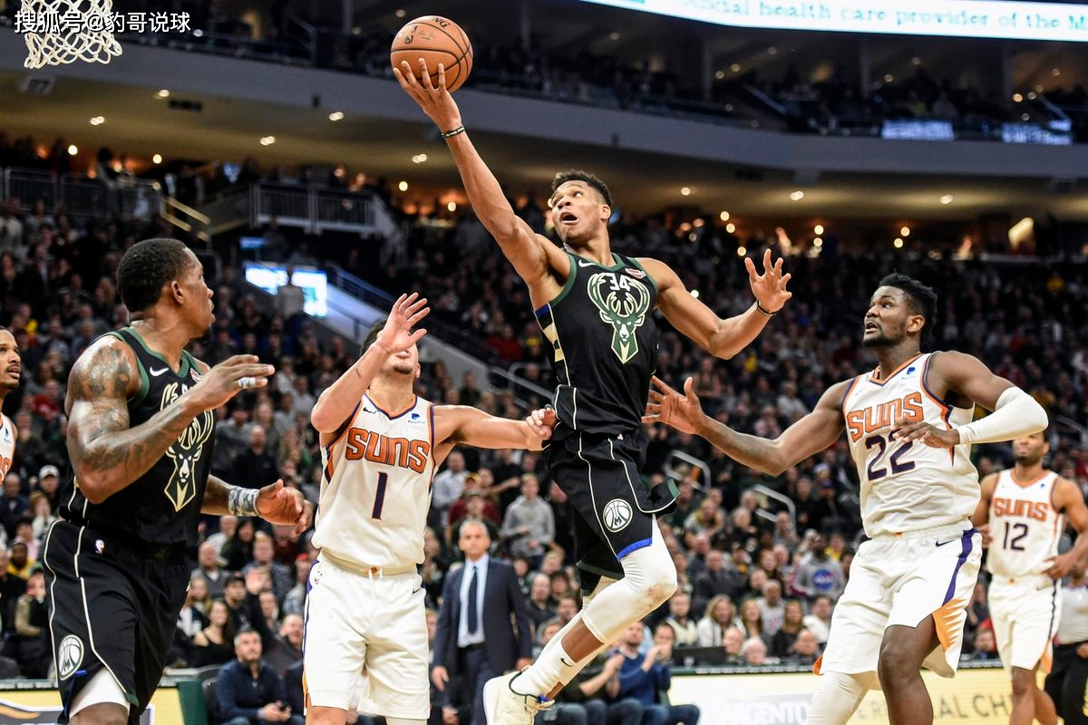 密尔沃基雄鹿训练开放日，赛后单刀错失引欢呼，全明星赛在即，医务组通报恢复的简单介绍